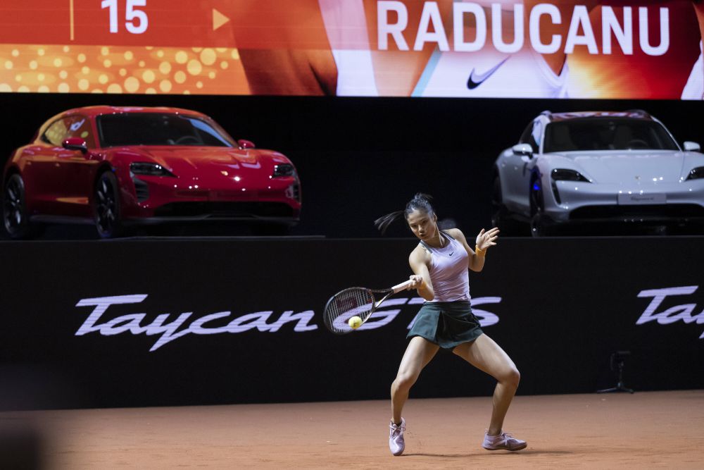 Emma Răducanu se distanțează de Simona Halep în clasamentul WTA: a obținut prima victorie a carierei pe zgură, în WTA_25