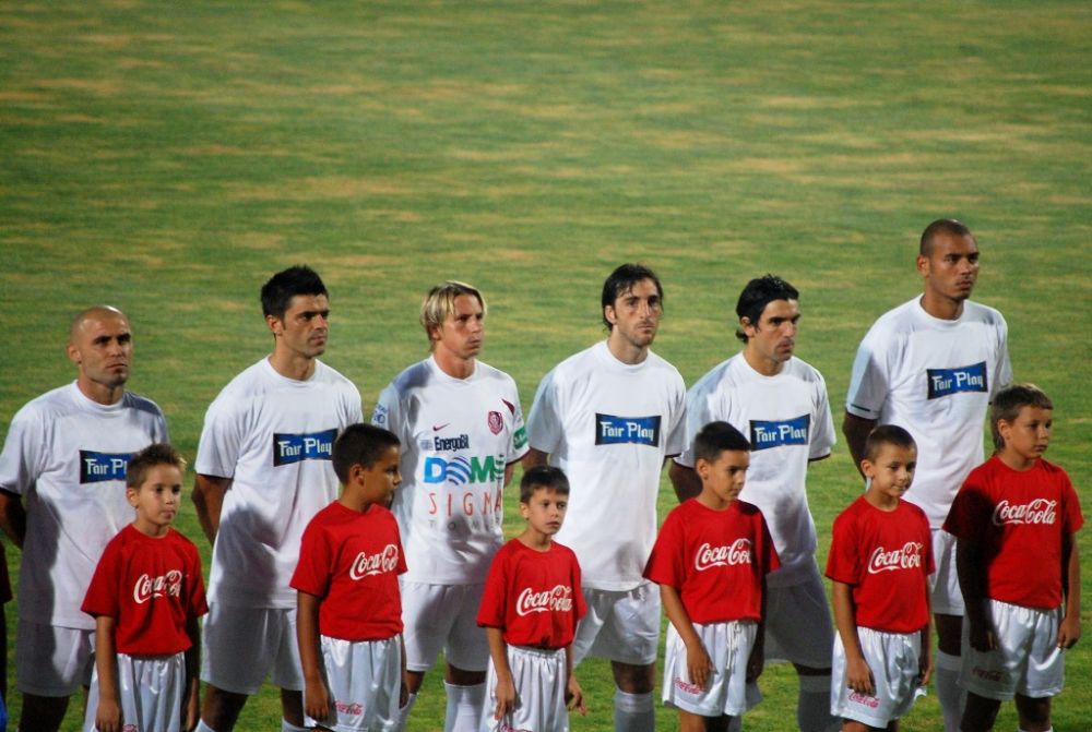 SPECIAL | Ce fac acum fotbaliștii care câștigau, în urmă cu 14 ani, primul titlu din istoria lui CFR Cluj_1