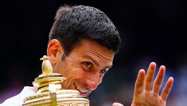 
	Novak Djokovic râde, cântă și dansează! Ce decizie au luat organizatorii de la Wimbledon&nbsp;

