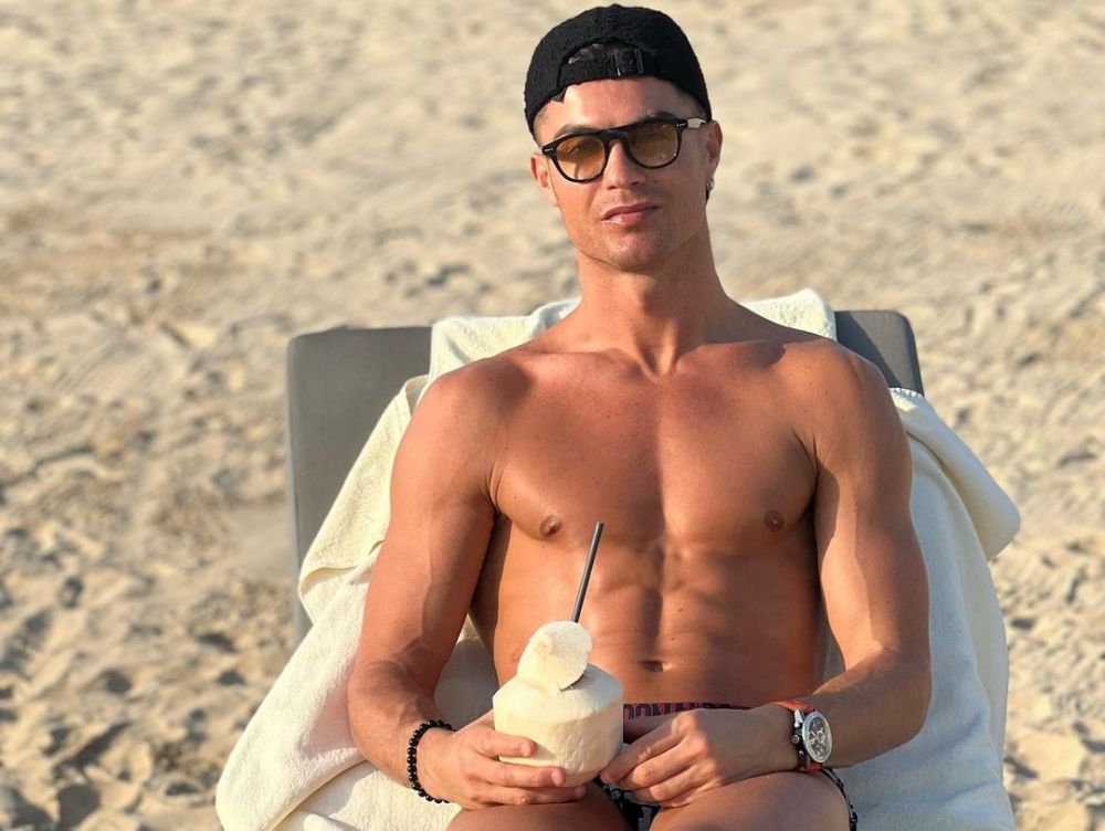 Detalii uluitoare despre viața lui Cristiano Ronaldo: „Are un sexolog cu el! Știe când și cât să facă sex cu soția sa!” _18