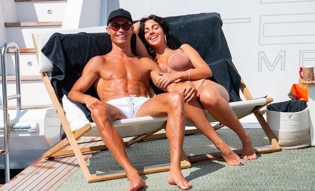 Detalii uluitoare despre viața lui Cristiano Ronaldo: „Are un sexolog cu el! Știe când și cât să facă sex cu soția sa!” _21