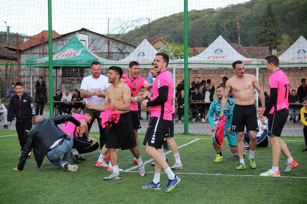 SPECIAL | Sighișoara a organizat un turneu modern de minifotbal. Campioni europeni și vicecampioni ai Ligii Campionilor au luat parte la competiție_6