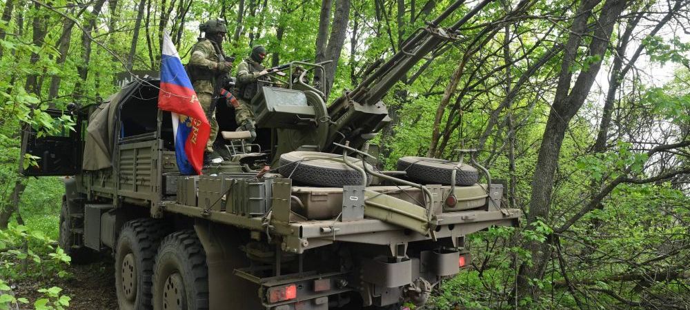 specificat A te baza pe haos  Nu au furat doar electrocasnice și haine! Ce rezerve strategice au jefuit  soldații ruși în Ucraina | Sport.ro