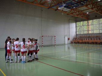 
	REPORTAJ | Dificultatea, obstacolul și lupta din periferia fotbalului feminin. Povestea sportivului care antrenează de la vârsta de 14 ani
