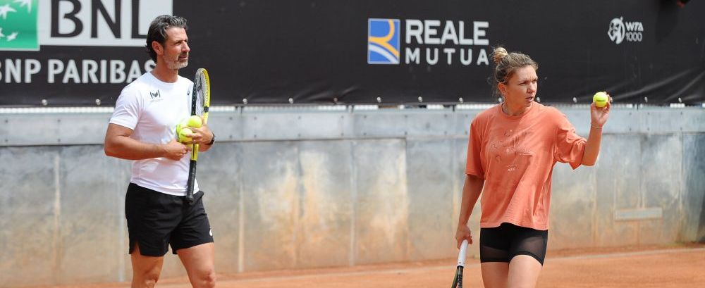 Simona Halep s-a antrenat alături de liderul WTA, Iga Swiatek, înainte de primul meci la Roma: Mouratoglou a învățat-o reverul cu o mână :) _5