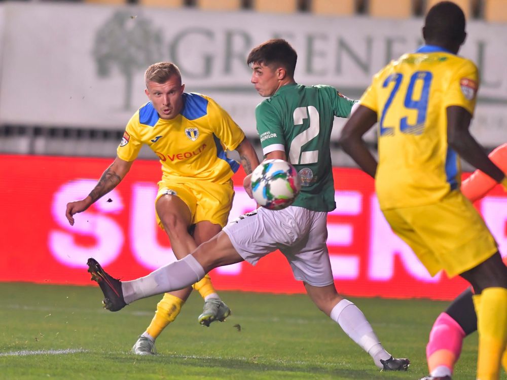 Petrolul - Concordia 2-0 | "Lupii galbeni", din nou în Liga 1! Mario Bratu, autorul a două goluri spectaculoase. VIDEO cu fiesta pe gazon_2