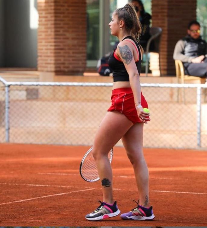 „Poate simțiti nevoia să mă iubiți!” Andreea Prisăcariu își transmite starea de invincibilitate, deși a fost învinsă în primul tur al unui turneu ITF_11