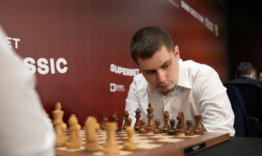 O victorie și patru remize în runda a opta a primei etape a Grand Chess Tour 2022. Una dintre remize a fost a lui Bogdan Deac în fața francezului Lagrave_1