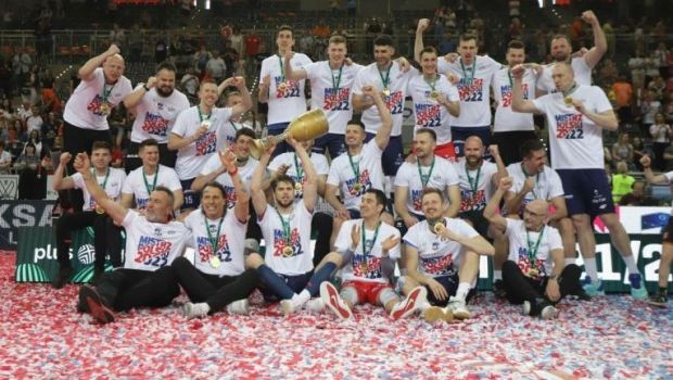 
	Performanță fabuloasă pentru sportul românesc! Campion în țara campioanei mondiale, urmează finala Champions League
