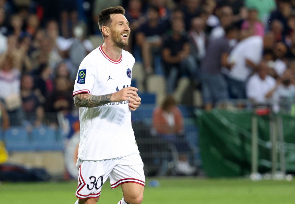 Moment amuzant pentru superstarul argentinian! Un portar robot i-a apărat penalty-ul lui Messi spre surprinderea publicului_2