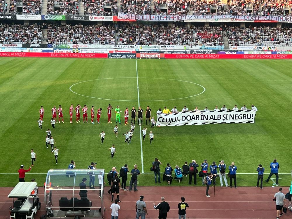 Universitatea Cluj - Dinamo 2-0 | Dezastru pentru 'câini' pe Cluj Arena! Echipa lui Uhrin trebuie să facă o 'minune' pentru a evita retrogradarea _1