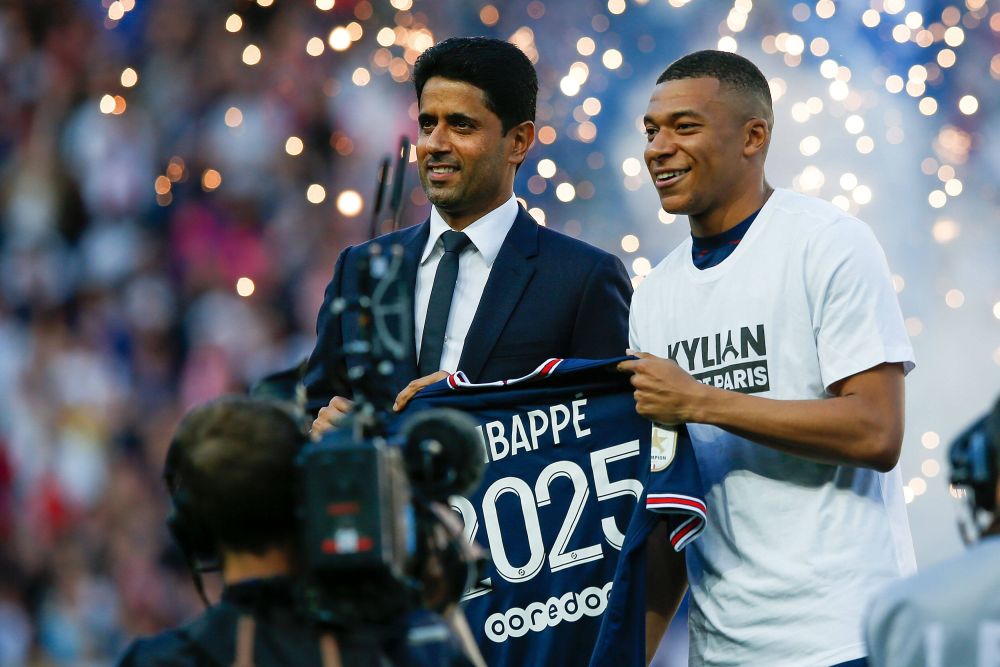 NEWS ALERT! Paris Saint-Germain a anunțat OFICIAL prelungirea contractului lui Kylian Mbappe! _4