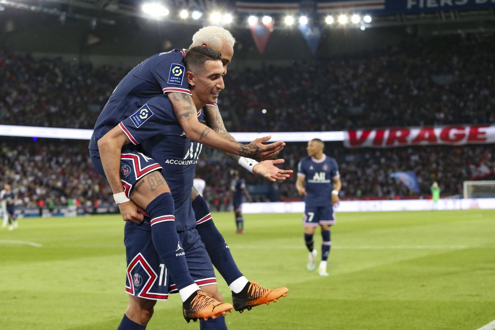 Momente emoționante pe Parc des Princes! Di Maria a marcat la ultimul său meci în tricoul lui PSG și a izbucnit în plâns! Stadionul i-a cântat numele _12