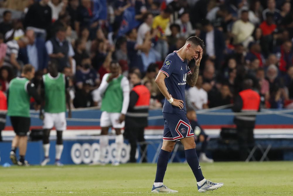 Momente emoționante pe Parc des Princes! Di Maria a marcat la ultimul său meci în tricoul lui PSG și a izbucnit în plâns! Stadionul i-a cântat numele _27