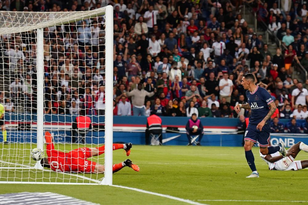 Momente emoționante pe Parc des Princes! Di Maria a marcat la ultimul său meci în tricoul lui PSG și a izbucnit în plâns! Stadionul i-a cântat numele _28