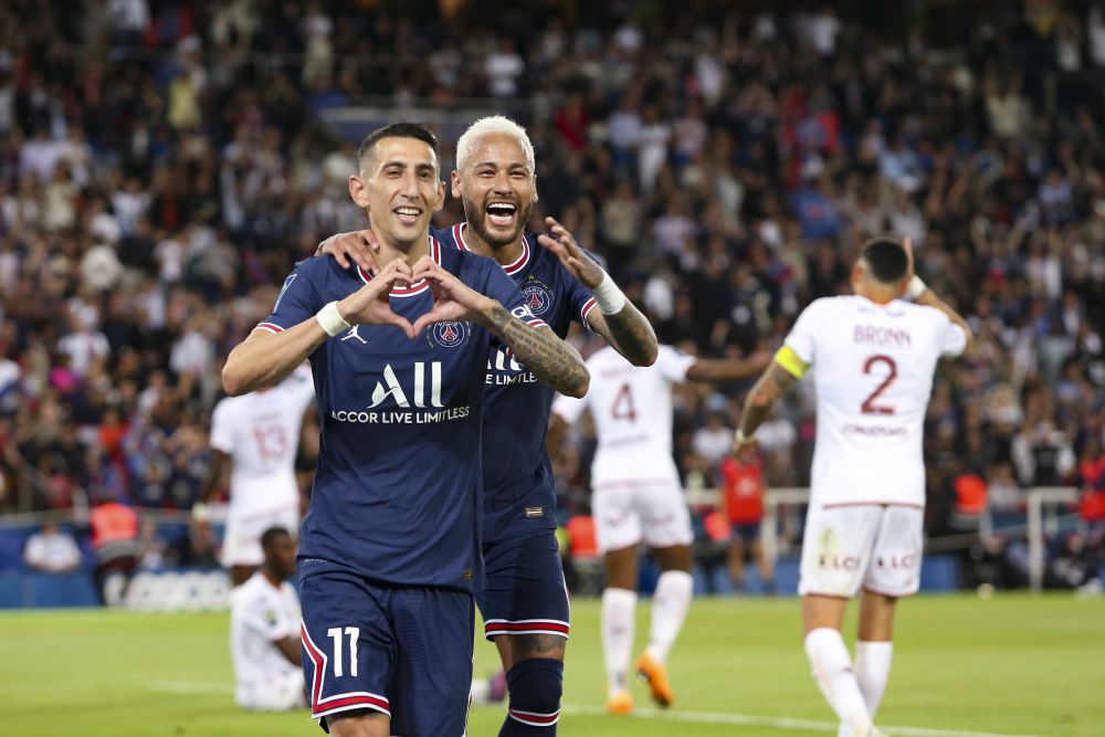 Momente emoționante pe Parc des Princes! Di Maria a marcat la ultimul său meci în tricoul lui PSG și a izbucnit în plâns! Stadionul i-a cântat numele _9