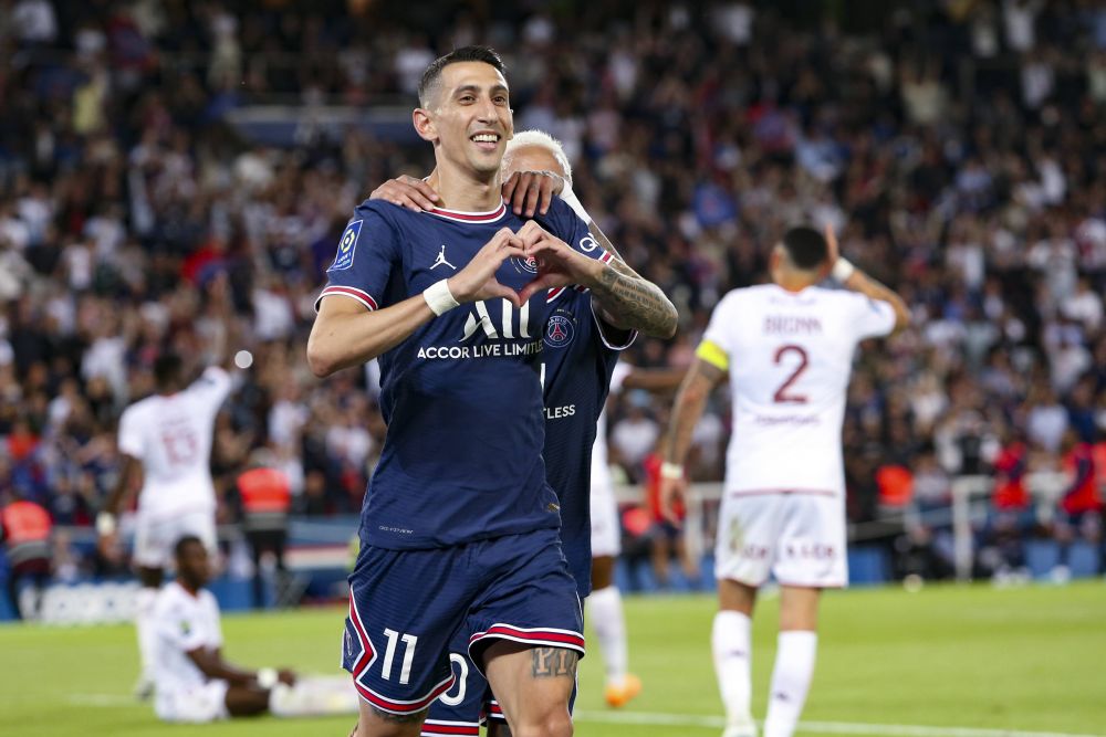 Momente emoționante pe Parc des Princes! Di Maria a marcat la ultimul său meci în tricoul lui PSG și a izbucnit în plâns! Stadionul i-a cântat numele _10