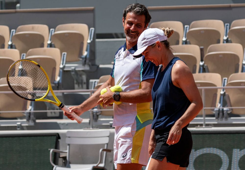 Victorie capricioasă pentru Simona Halep, în debutul campaniei la Roland Garros 2022: a pierdut cu 6-1 setul 2, împotriva debutantei Schunk_14