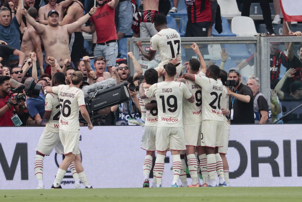 Sassuolo - AC Milan 0-3 și Inter - Sampdoria 3-0: echipa lui Pioli, campioană în Serie A după o pauză de 11 ani_6