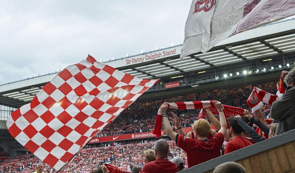 Momentul în care Liverpool a crezut că e campioană: fanii au început petrecerea după ce au devenit victimele unei farse_5