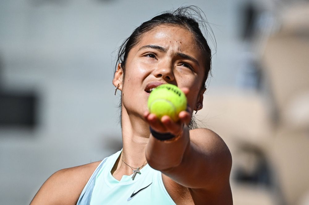 Emma Răducanu, eliminată în turul 2 la Paris: seria dezamăgirilor continuă pentru campioana de la US Open_8