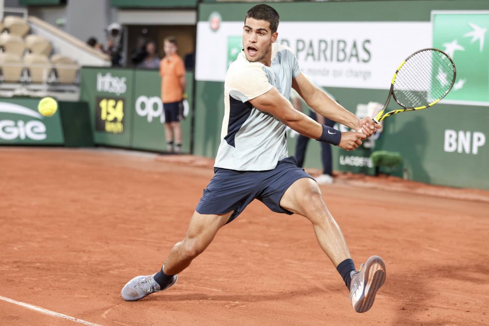 Carlos Alcaraz amintește de Rafael Nadal din 2005: „mașinăria de tenis” a câștigat un punct imposibil la Roland Garros_1