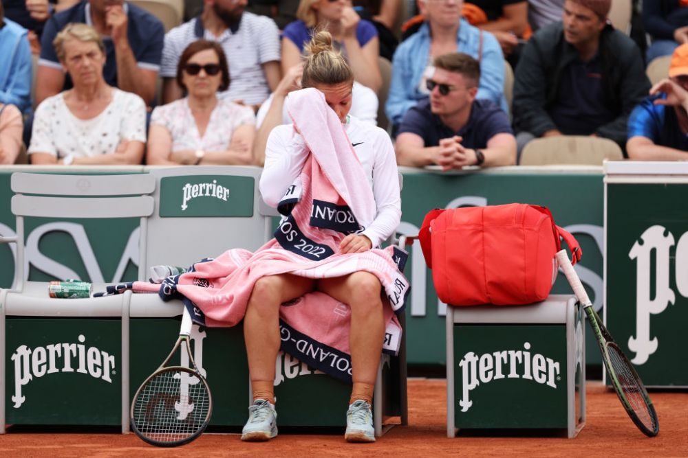 Simona Halep, descumpănită: imaginile triste, care vorbesc de la sine, după eliminarea prematură de la Roland Garros_7
