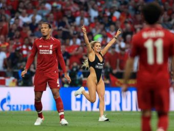 
	Blonda care a întrerupt finala Liverpool - Tottenham, transformare spectaculoasă în trei ani. Suma colosală câștigată de atunci
