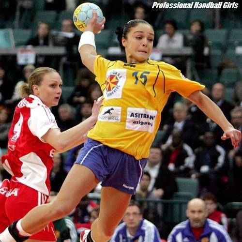Valentina Ardean Elisei şi-a încheiat cariera la aproape 40 de ani, într-un meci la Deva, unde a jucat prima dată în Liga Naţională_3