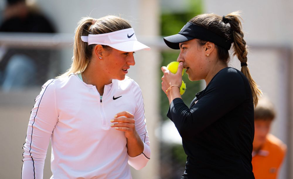 „M-a certat, după care a început să plângă!” Scene ireale la Roland Garros: Gabriela Ruse, iritată de atitudinea partenerei Marta Kostyuk_24