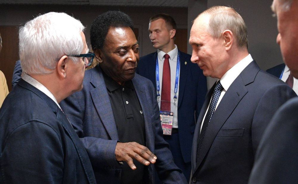 Legendarul Pele i-a transmis un mesaj lui Vladimir Putin: „Nu justifică nimic așa ceva!”_13