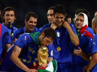 
	După Baggio, un campion mondial cere ca Italia să fie invitată la Mondial: &quot;Regula trebuia să existe deja!&quot;
