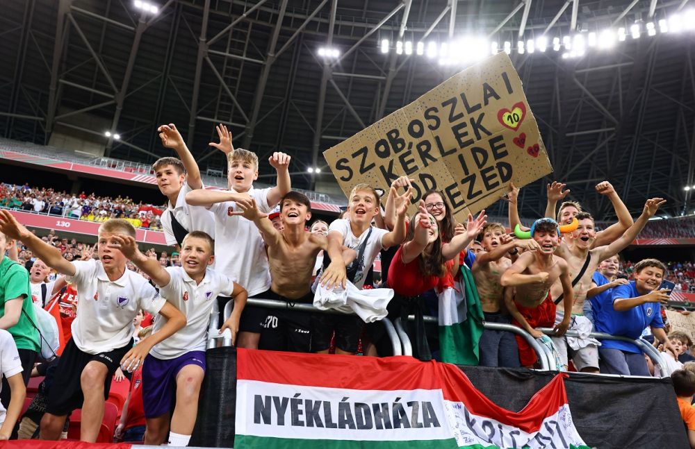 Scandal de proporții în Ungaria, după gestul copiilor de la meciul cu Anglia: "Sunt cu adevărat niște idioți!"_7