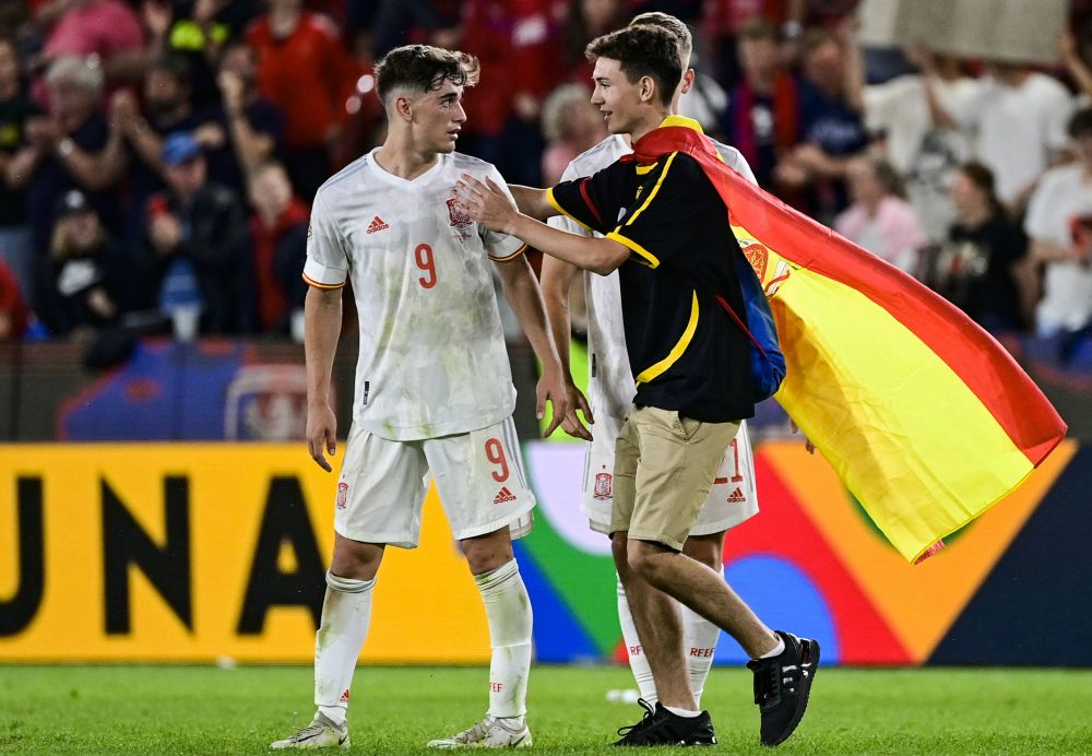 'Puștiul-minune' Gavi, direct în istoria Spaniei! Recordul doborât după golul marcat cu Cehia + Cuvinte superbe ale selecționerului Luis Enrique _7