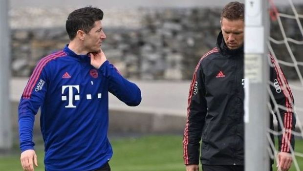 
	Lewandowski nu mai suportă situația de la Bayern Munchen! Atacantul l-ar fi sfidat pe Nagelsmann la antrenament&nbsp;

