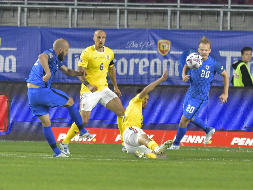 România - Finlanda 1-0. Au tremurat, dar au câștigat! Iordănescu obține prima victorie, la finele unui meci chinuitor. Bancu a reușit un gol de atacant clasic_14