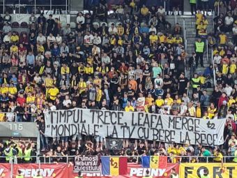 
	&quot;Timpul trece, leafa merge!&quot;. Suporterii de pe Giulești i-au taxat pe tricolorii lui Iordănescu: bannerele afișate&nbsp;
