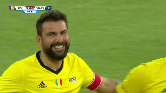 Ca de la decar la decar! Faza spectaculoasă realizată de Hagi și Mutu la primul gol marcat de România _4