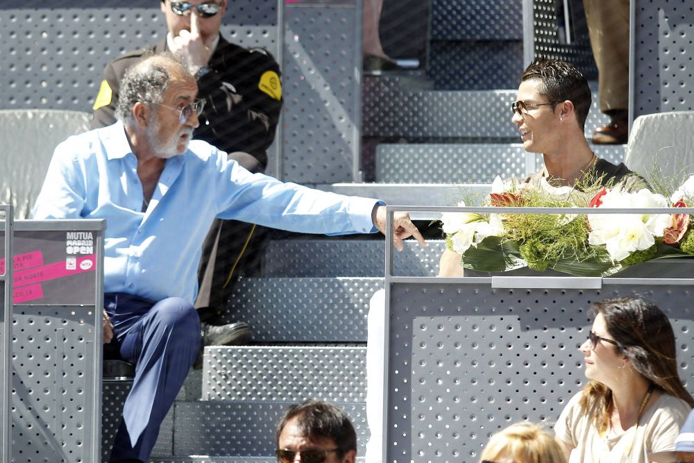 „L-am lăsat să mă bată în sferturi la Roland Garros!” Ion Țiriac i-a cerut 10 dolari legendarului Rod Laver, pentru „favoarea” făcută în '68_13