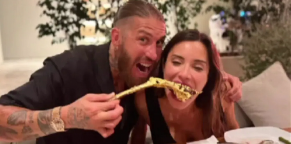 "Ce lipsă de empatie!". Sergio Ramos și soția, criticați de fani după ce au mâncat friptură învelită în foiță de aur: cât a putut să coste_18