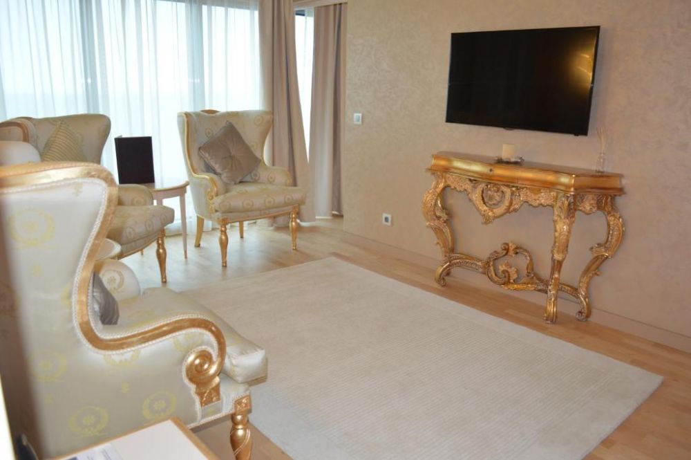 Gigi Becali și-a inaugurat hotelul de lux de la mare! Imagini spectaculoase cu 'bijuteria' de cinci stele pentru care a plătit 6.8 milioane de euro _22