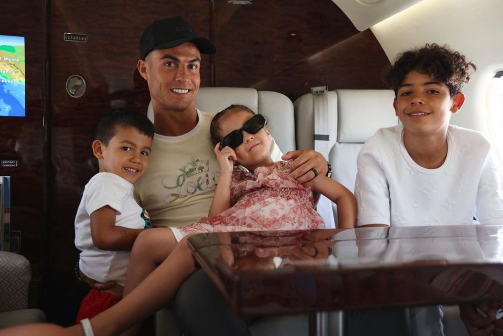 Fiul lui Cristiano Ronaldo a împlinit 12 ani. Imagini spectaculoase de la petrecerea din Spania_6