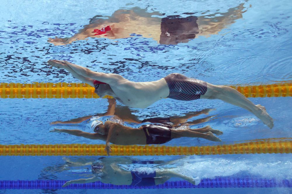 ”Popovici deschide o nouă eră”. Ce scriu spaniolii de la AS despre românul campion mondial la natație la doar 17 ani_5