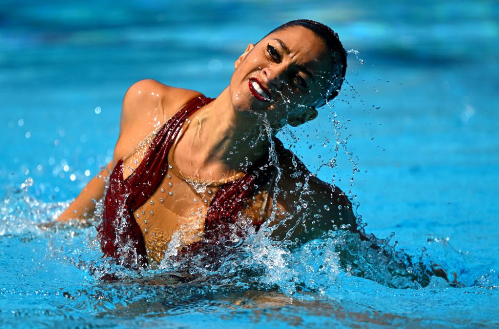 Imagini șocante de la Campionatul Mondial! O înotătoare din SUA, aproape de tragedie, după ce a leșinat în timpul probei! Antrenoarea a sărit să o salveze _18