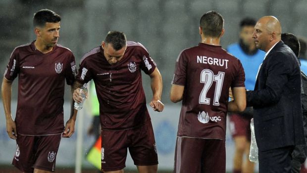 
	Miriuță își freacă mâinile de bucurie! CFR Cluj îi trimite trei jucători pentru noul sezon
