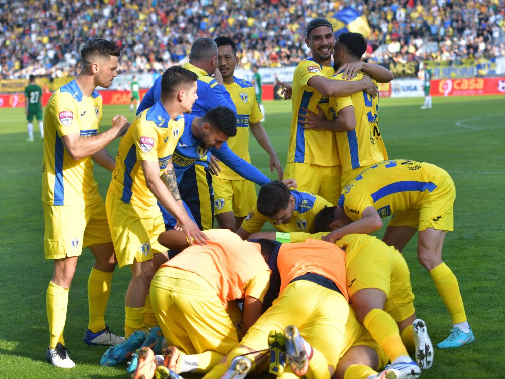 Petrolul Ploiești a făcut show în cantonament cu opt goluri marcate într-un meci. Ivanovski, printre marcatori_7
