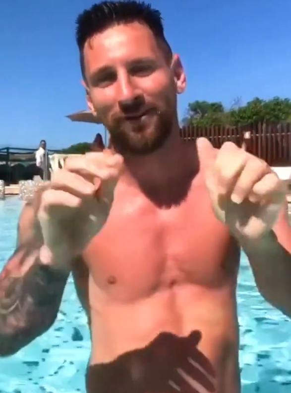 „Leo, iartă-mă, poți face un video pentru copiii mei?” L-a văzut pe Messi în piscină și s-a dus direct la el! Cum a răspuns _3