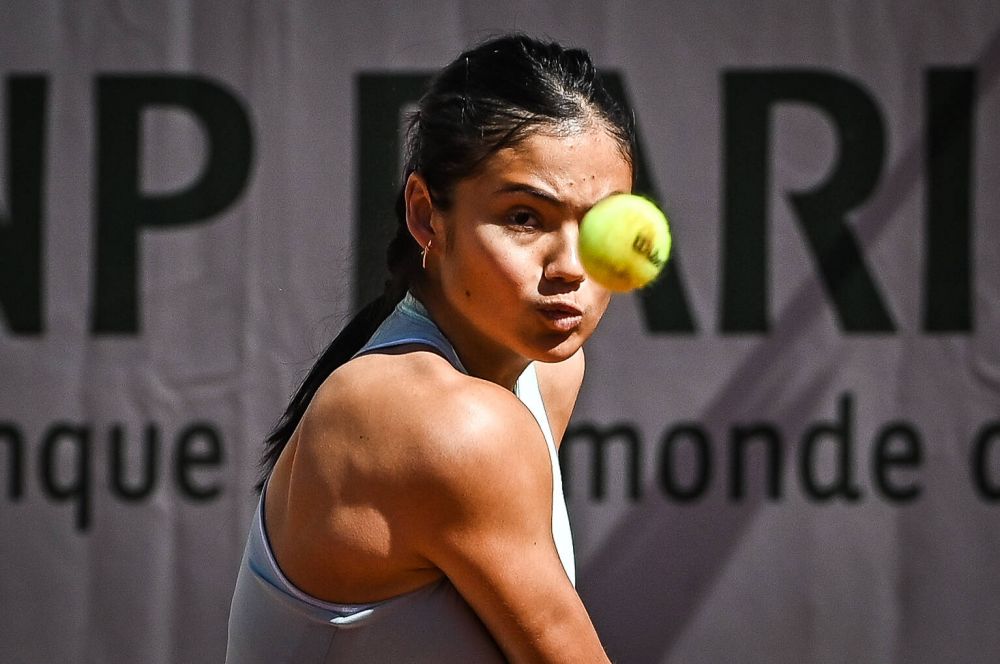 Emma Răducanu, dezamăgirea britanicilor la Wimbledon 2022: campioana US Open, eliminată de Caroline Garcia în turul al doilea_12