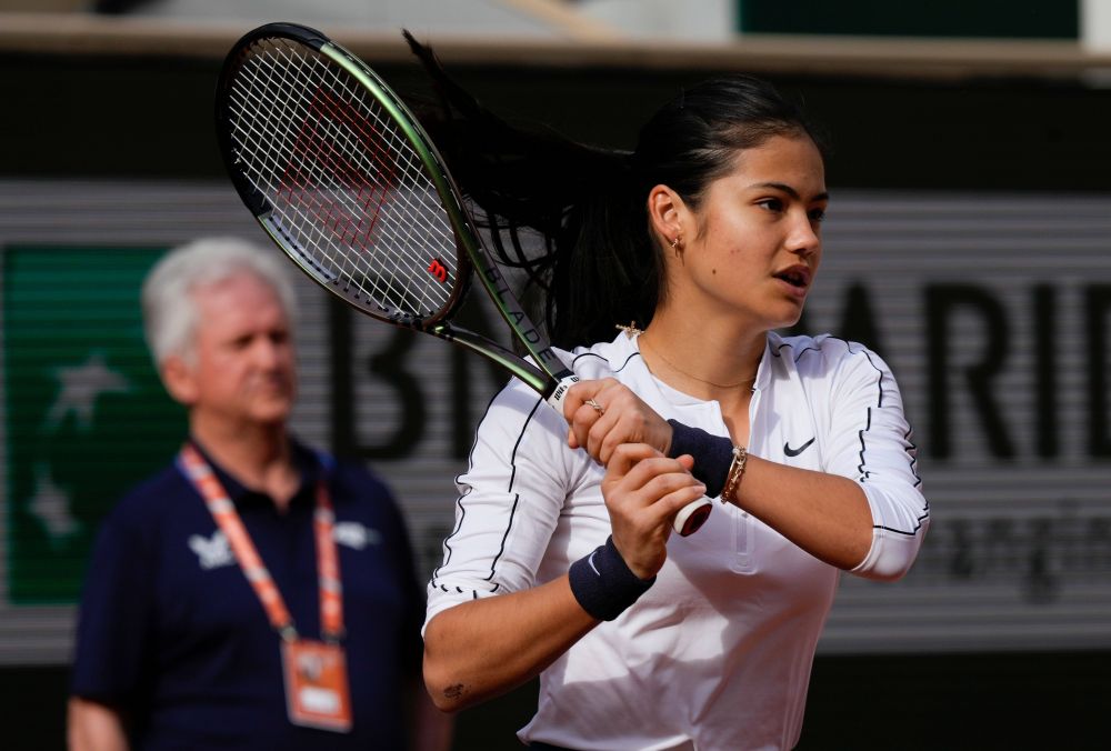 Emma Răducanu, dezamăgirea britanicilor la Wimbledon 2022: campioana US Open, eliminată de Caroline Garcia în turul al doilea_6