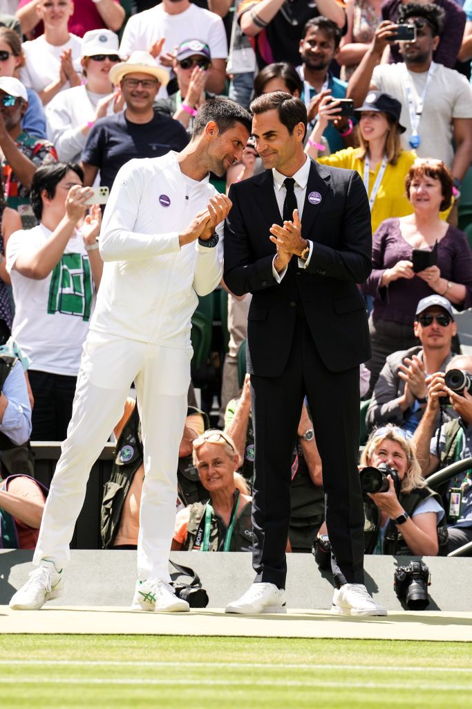 "God save the King"! Roger Federer, aclamat pe arena centrală de la Wimbledon: "Sper să mai joc o dată aici"_4